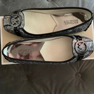 Michael Kors Flats. Barely worn, like new!!